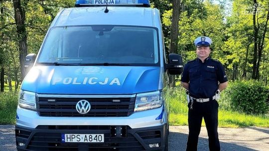 Policjant po służbie pomógł pijanemu rowerzyście