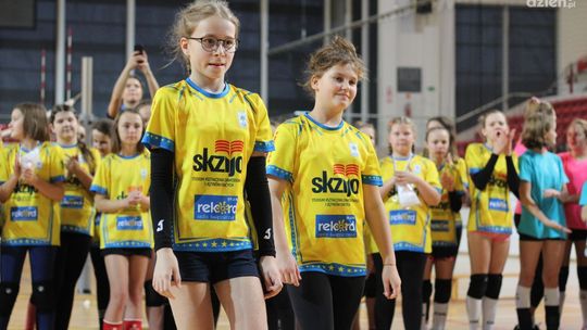 Ponad 150 uczestniczek w Volley Stars CUP