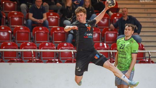 Porażki Świętokrzyskich zespołów w I lidze piłki ręcznej