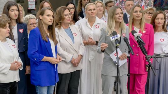 Posłanki PO chcą rozmawiać z ostrowczankami 