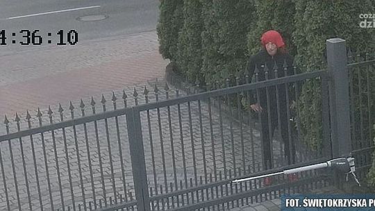 Poszukiwany złodziej roweru. Znamy wizerunek złodzieja