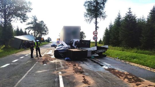 Poważny wypadek w powiecie buskim 