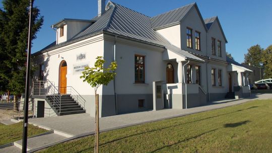 Powiatowe Centrum Kultury w Opatowie z ministerialnym dofinansowaniem.