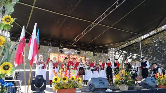 Powiatowe dożynki tym razem w Ostrowcu 