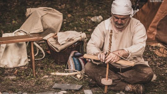 Powrót do przeszłości proponuje Muzeum Archeologiczne i Rezerwat Krzemionki 