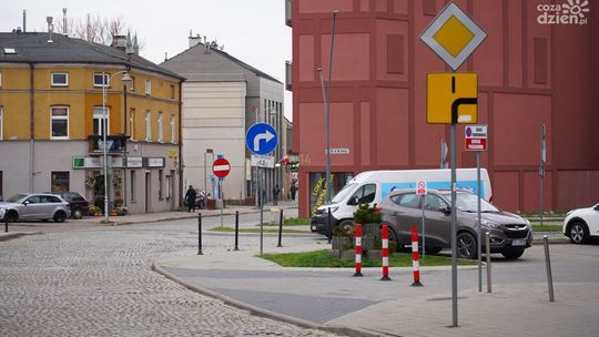 Powrót do stałej organizacji ruchu w trójkącie ulic Pelca, Silniczna, Piotrkowska