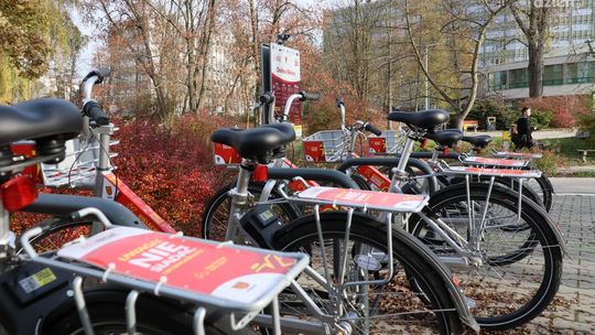 Powrót rowerów miejskich. Wypożyczalnia startuje już dziś