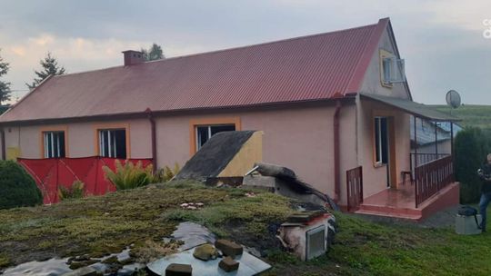 Pożar domu w powiecie opatowskim. Nie żyje kobieta