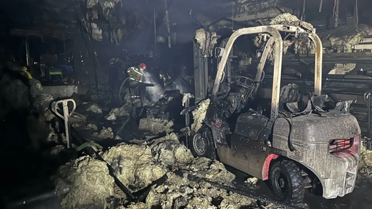 Pożar hali fabrycznej w Końskich