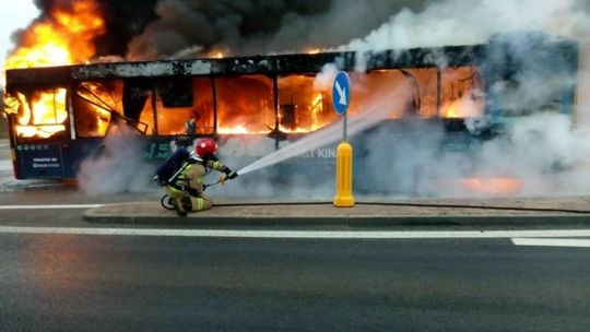Pożar miejskiego autobusu w Kielcach