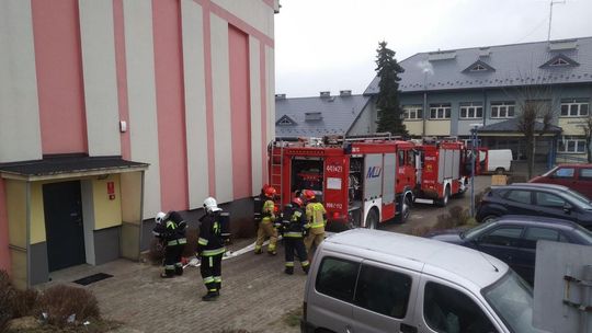 Pożar sali widowiskowej w ożarowskim MGOK-u