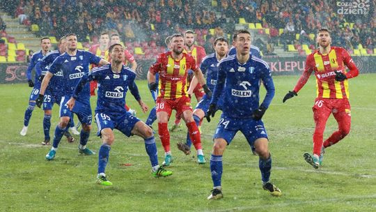 Poznaliśmy terminarz nowego sezonu Ekstraklasy. Korona zmierzy się z Wisłą Płock