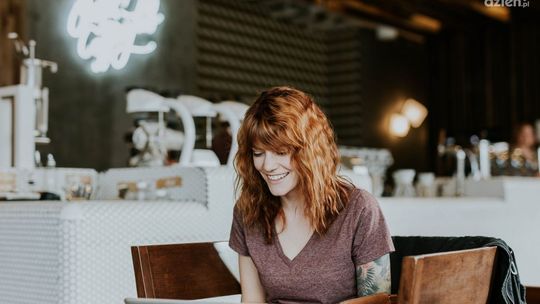 Pożyczka przez internet – czy to się opłaca?