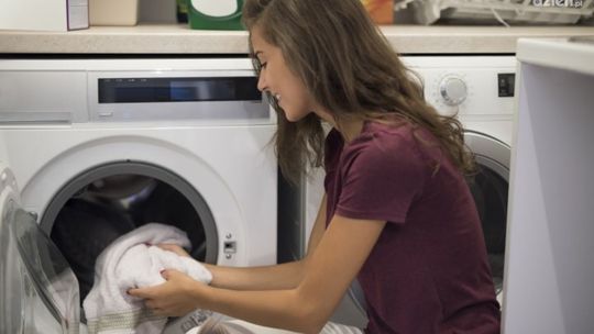 Pralki automatyczne: promocje na energooszczędne modele – oszczędzaj od zaraz!