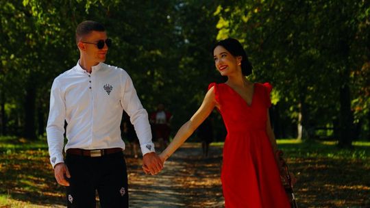 Prezenter Radia Rekord w folkowej odsłonie. Fox Folk prezentuje singiel „Słowo”