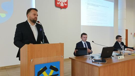 Prezydent Starachowic z wotum zaufania i absolutorium 