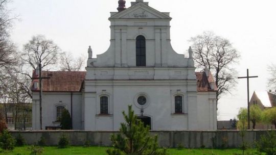 Proboszcz i wikariusz z parafii w Denkowie zakażeni koronawirusem