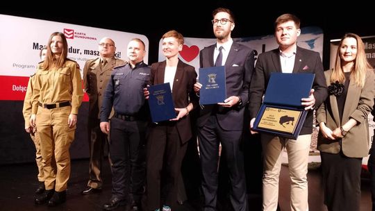 Program Karty Mundurowej – Wsparcie i Uznanie dla Służb Publicznych