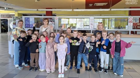 Przedszkolaki rozpoczęły przygodę nad wodą
