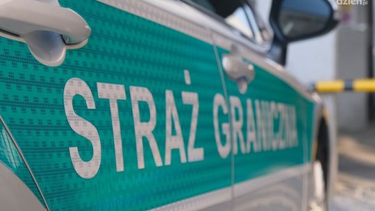 Przeholowali swój pobyt w Polsce