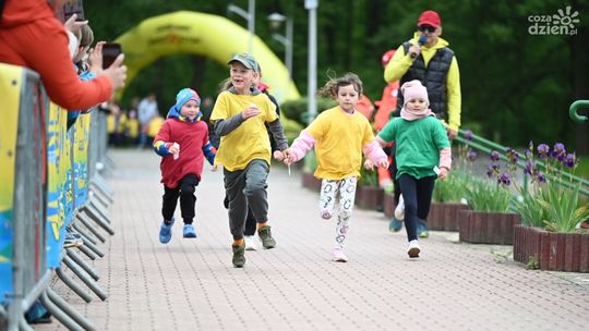 PSP 9 i PP 7 najaktywniejsze podczas Ostrowieckiego Biegu Wiosny 2025!
