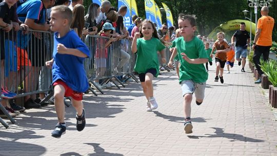 PSP9 i PP7 najaktywniejsze w Ostrowieckim Biegu Wiosny 2024!