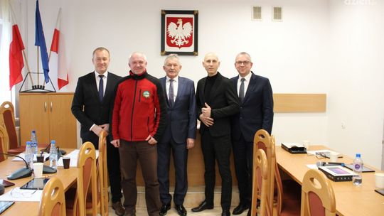 Punkt widokowy w Krajnie im. Przewodników Świętokrzyskich