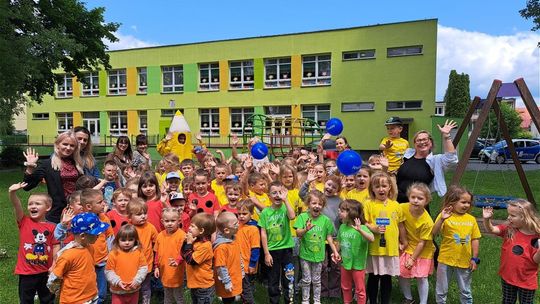 Rekordowa Niespodzianka dla Przedszkola "Wesołe Kredki"