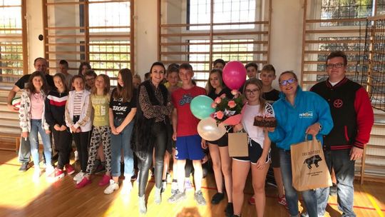 Rekordowa Niespodzianka zaskakuje na lekcji wf-u