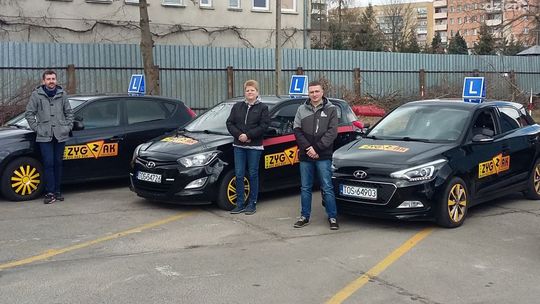 Rekordowe Kulisy Zawodu. OSK Zygzak: Zawód instruktora nauki jazdy ma w sobie coś z psychologa