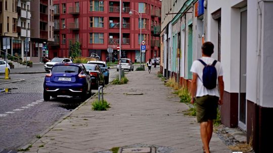 Remont chodnika przy ul. Piotrkowskiej w Kielcach. Prace ruszają 17 sierpnia