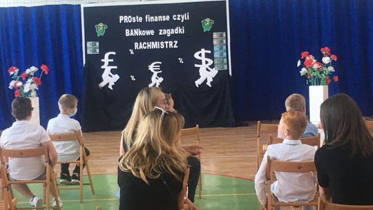 Rosną pokolenia bankowców  i ekonomistów 