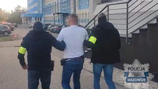 Rozbita grupa handlarzy opioidami – trzy osoby zatrzymane w Ostrowcu Świętokrzyskim!