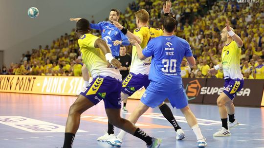 Rozdział 3: ,,Święta Wojna" w Łodzi 