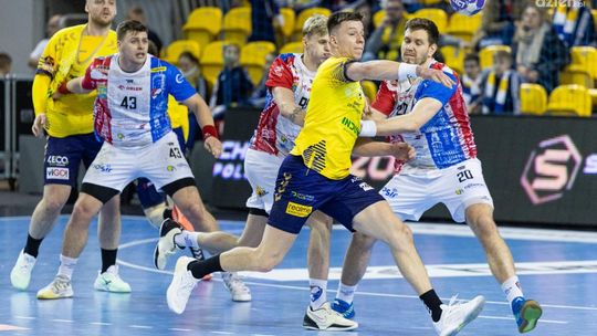 Rozdział 4: Rozbić Gwardię w niedzielne południe