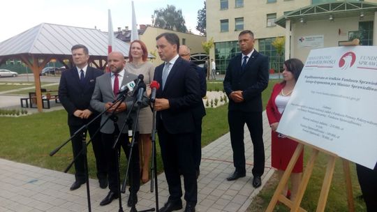 Rozmawiali o zakupionym ultrasonografie