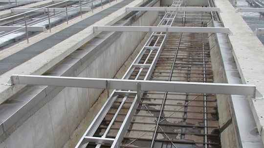 Rusza zmodernizowana oczyszczalnia ścieków w Ożarowie