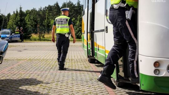 Ruszyła policyjna kontrola wakacyjnych autokarów 