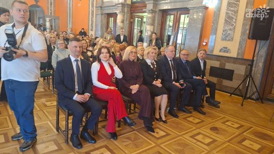 Samorząd Województwa i NGO wspólnie wspierają rozwój społeczny i młodzieżowe straże pożarne