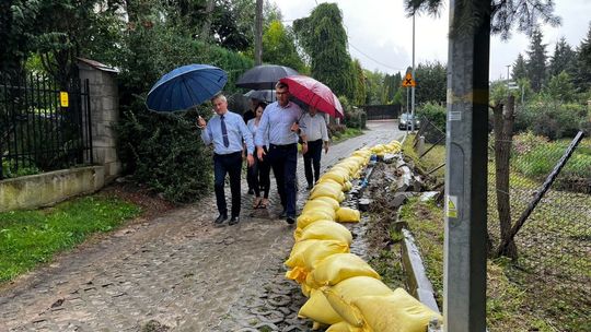 Sandomierz: Zniszczenia po nawałnicy