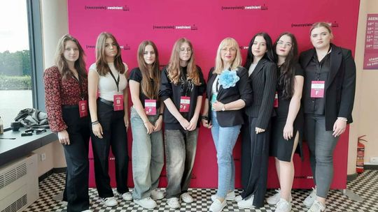 Sandomierzanki laureatkami olimpiady "Zwolnieni z teorii"