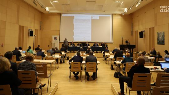 Sejmik w rękach Prawa i Sprawiedliwości. Mamy pełną listę radnych