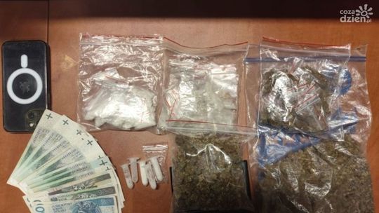 Senior z Końskich handlował narkotykami 