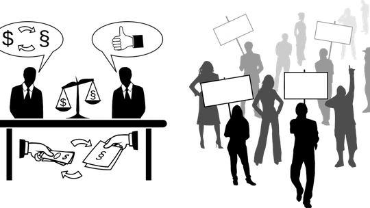 Senior zbudował piramidę finansową