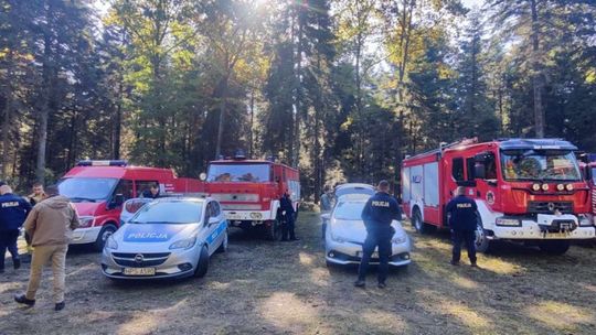 Seniorka z Iwanisk zaginęła w lesie. Trwają intensywne poszukiwania