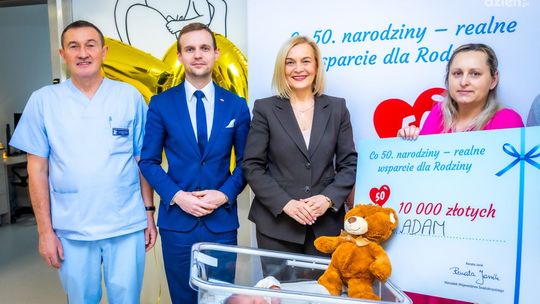 Setne dziecko w 2026 roku urodzone w WSzZ w Kielcach. Rodzice Adasia otrzymali 10 tys. zł wsparcia