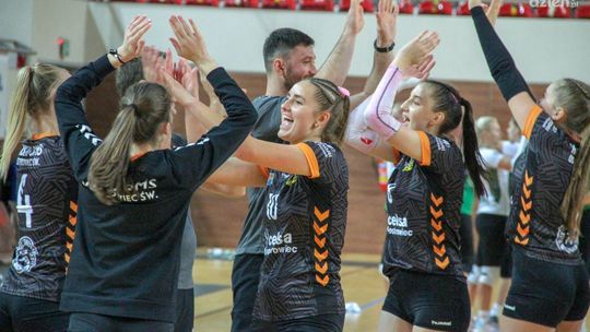 Siatkarki KSZO SMS wygrywają w lidze
