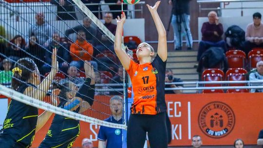 Siatkarki KSZO SMS wygrywają za trzy punkty