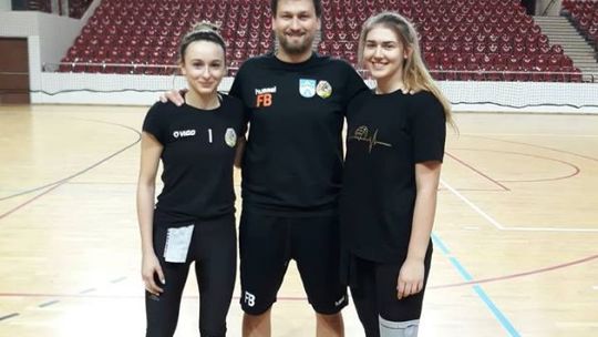 Siatkarki z SMS-u trenują z KSZO