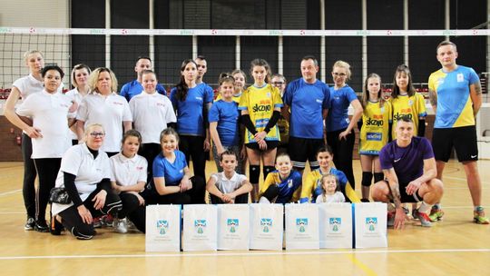 Siatkarski turniej charytatywny 